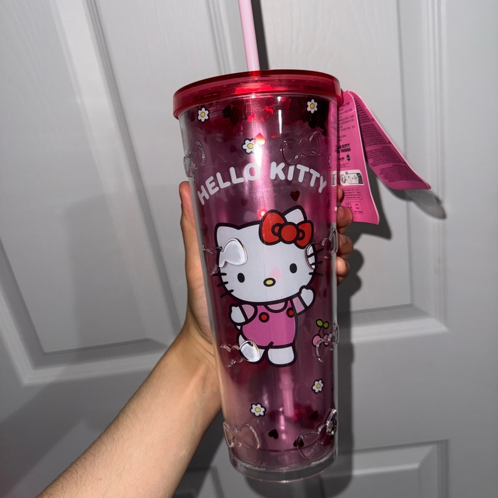 Sanrio Hello Kitty Pink Tumbler - Picture 3 of 10
